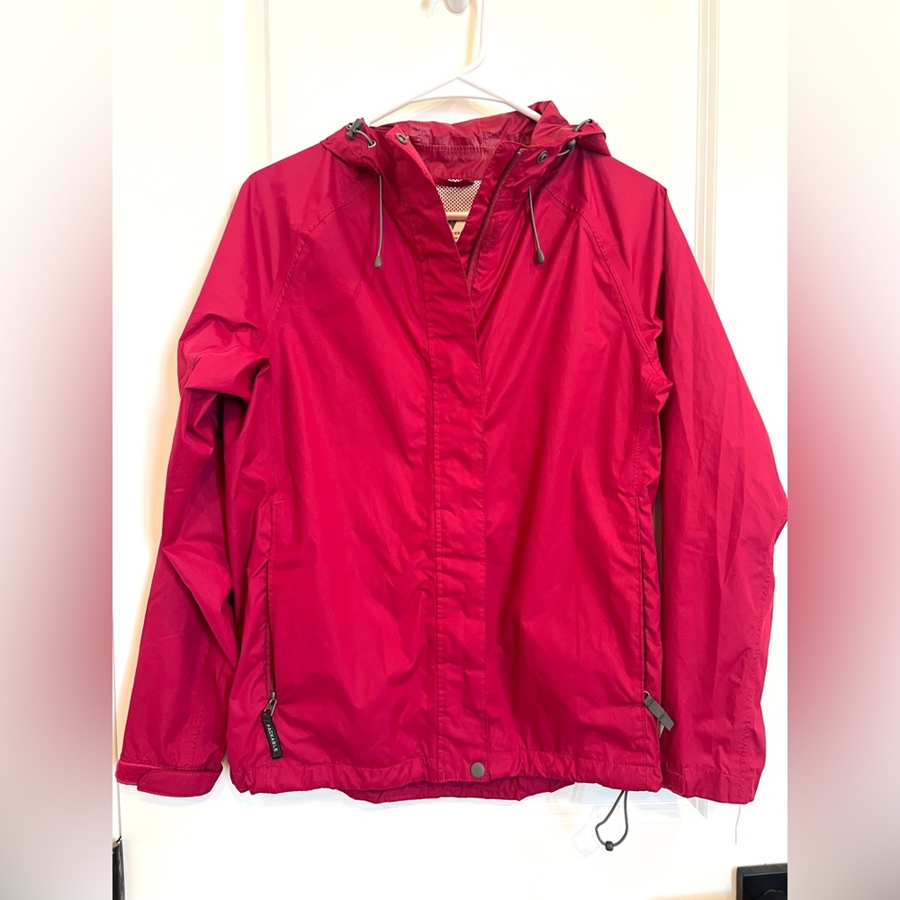 REI White Sierra Women’s Packable Waterproof Breathable Lightweight Jacket